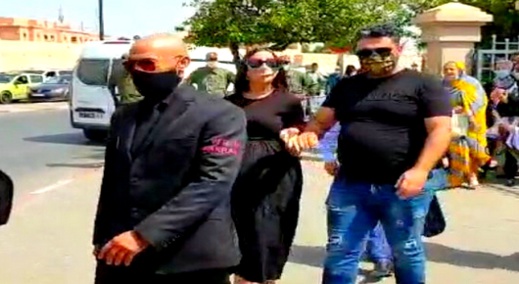 إدانة المغنية دنيا باطمة ومن معها في قضية "حمزة مون بيبي" بالسجن النافذ إدانة المغنية دنيا باطمة ومن معها في قضية "حمزة مون بيبي" بالسجن النافذ