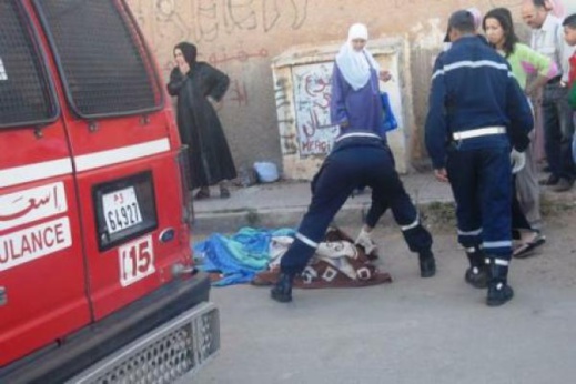 جريمة بشعة في يوم العيد.. انتحار شخص اعتدى على زوجته وأصهاره بالسلاح الأبيض جريمة بشعة في يوم العيد.. انتحار شخص اعتدى على زوجته وأصهاره بالسلاح الأبيض