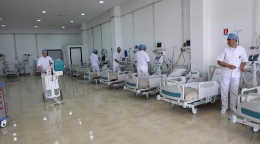 طبيب يفضح قيام مصابين بكورونا بسرقة معدات مستشفى تلقوا فيه علاجهم طبيب يفضح قيام مصابين بكورونا بسرقة معدات مستشفى تلقوا فيه علاجهم