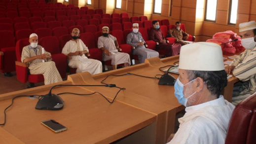 المجلس العلمي المحلي لإقليم الناظور يحتفل بالذكرى 21 لعيد العرش المجيد المجلس العلمي المحلي لإقليم الناظور يحتفل بالذكرى 21 لعيد العرش المجيد