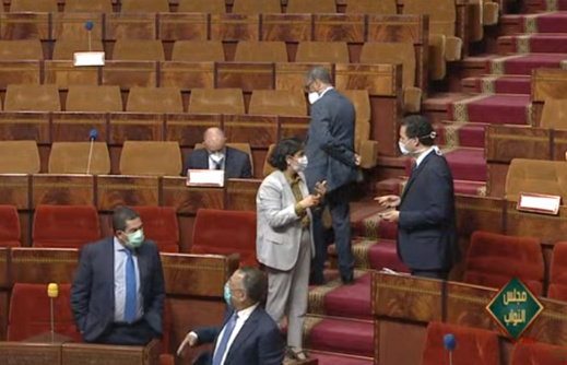 إصابة برلماني ثالث بفيروس كورونا وإخضاع مخالطيه للتحاليل المخبرية إصابة برلماني ثالث بفيروس كورونا وإخضاع مخالطيه للتحاليل المخبرية