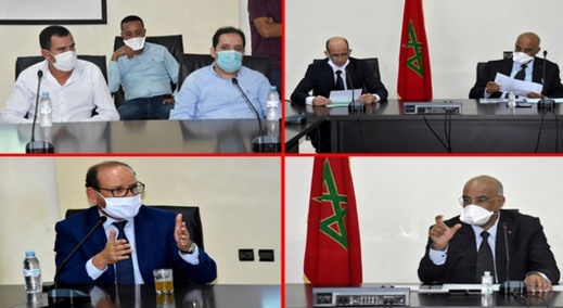 مشاريع التهيئة الحضرية لمدينة الدريوش محور اجتماع جمع عامل الإقليم ورئيس وأعضاء مجلس المدينة مشاريع التهيئة الحضرية لمدينة الدريوش محور اجتماع جمع عامل الإقليم ورئيس وأعضاء مجلس المدينة