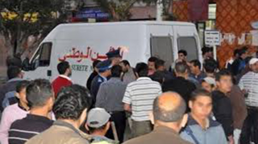 اعتقال سيدة عذبت ابنة زوجها القاصر وأحرقت "جهازها التناسلي" وأطرافا من جسدها اعتقال سيدة عذبت ابنة زوجها القاصر وأحرقت "جهازها التناسلي" وأطرافا من جسدها