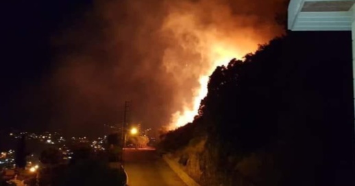 شاهدوا.. حريق جديد يندلع في لبنان يعرض منازل مواطنين لخسائر جسيمة شاهدوا.. حريق جديد يندلع في لبنان يعرض منازل مواطنين لخسائر جسيمة