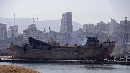 انفجار بيروت.. قبطان "سفينة الموت" يكشف معطيات مثيرة عن كارثة مرفأ العاصمة