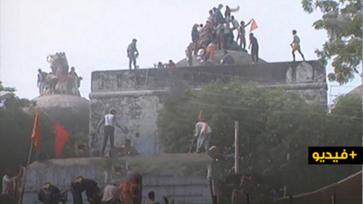 بناء معبد على أنقاض مسجد في الهند يثير مخاوف مسلمين من تجدّد العنف بناء معبد على أنقاض مسجد في الهند يثير مخاوف مسلمين من تجدّد العنف