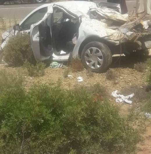 نقل أربعة أشخاص الى المستشفى جراء إصابتهم في حادثة سير خطيرة ضواحي الحسيمة نقل أربعة أشخاص الى المستشفى جراء إصابتهم في حادثة سير خطيرة ضواحي الحسيمة