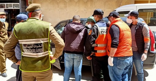 بسبب الارتفاع المهول للإصابات بكورونا.. وزارة الداخلية تقرر إجراءات جديدة صارمة ابتداء من يوم غد بسبب الارتفاع المهول للإصابات بكورونا.. وزارة الداخلية تقرر إجراءات جديدة صارمة ابتداء من يوم غد