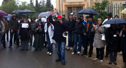 أساتذة سد الخصاص بالجهة الشرقية ينتفضون ضد تلاعبات وزارة الوفا أساتذة سد الخصاص بالجهة الشرقية ينتفضون ضد تلاعبات وزارة الوفا