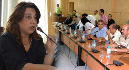 حقائق جلسة دورة بلدية الحسيمة لمناقشة ميزانية 2013 والمصادقة عليها حقائق جلسة دورة بلدية الحسيمة لمناقشة ميزانية 2013 والمصادقة عليها