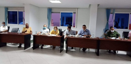 وزير الداخلية يمنع جماعة الناظور من صرف منح الجمعيات