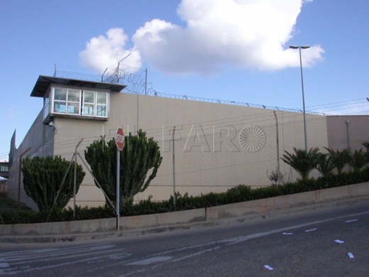 تسجيل أول إصابة بفيروس كورونا داخل سجن مليلية وتخوف من تحوله لبؤرة تسجيل أول إصابة بفيروس كورونا داخل سجن مليلية وتخوف من تحوله لبؤرة