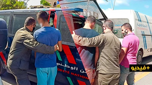 السلطات الأمنية بالناظور تستمر في توقيف مخالفي قرار إجبارية ارتداء الكمامة السلطات الأمنية بالناظور تستمر في توقيف مخالفي قرار إجبارية ارتداء الكمامة