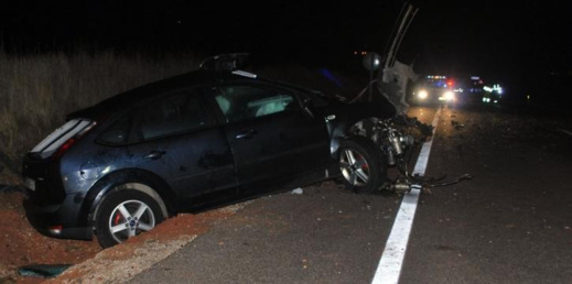 برلماني "يقتل" شابا على متن دراجة نارية بعد صدمه بسيارته برلماني "يقتل" شابا على متن دراجة نارية بعد صدمه بسيارته