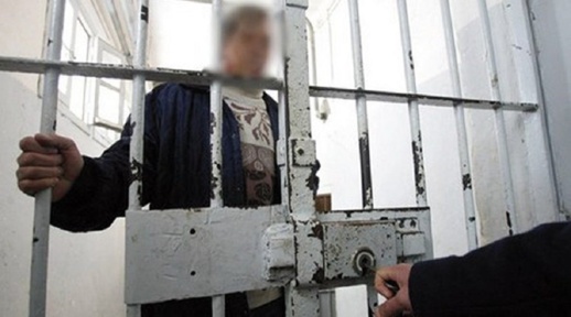 15 سنة سجنا لـ"إطار تربوي" هتك عرض طفلة في بيت الزوجية 15 سنة سجنا لـ"إطار تربوي" هتك عرض طفلة في بيت الزوجية