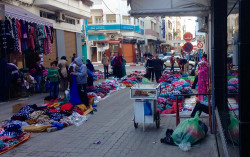 الحسيمة.. التجار والحرَفيون "غاضبون" من أسواق "إل سي وايكيكي" التركية وهذا ما قرّروا القيام به