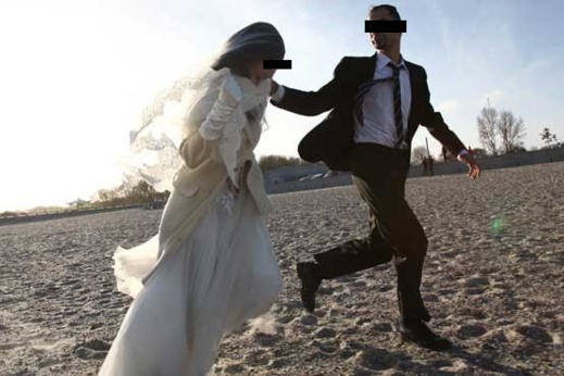 طنجة .. فرار عروس وشريكها من حفل زفاف سري بعد مداهمة الأمن لقاعة الحفلات طنجة .. فرار عروس وشريكها من حفل زفاف سري بعد مداهمة الأمن لقاعة الحفلات