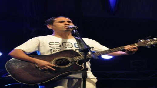 الناظور.. فنان يهودي يهنّئ الإمارات على اتفاقها "التاريخي" مع إسرائيل! الناظور.. فنان يهودي يهنّئ الإمارات على اتفاقها "التاريخي" مع إسرائيل!