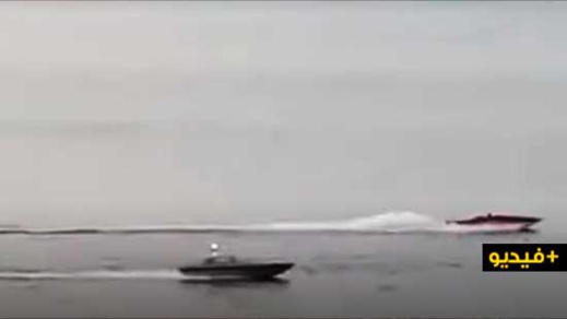 شاهدوا.. الملك يظهر على متن زورق سريع بمياه شاطئ "صباديا" بالحسيمة شاهدوا.. الملك يظهر على متن زورق سريع بمياه شاطئ "صباديا" بالحسيمة