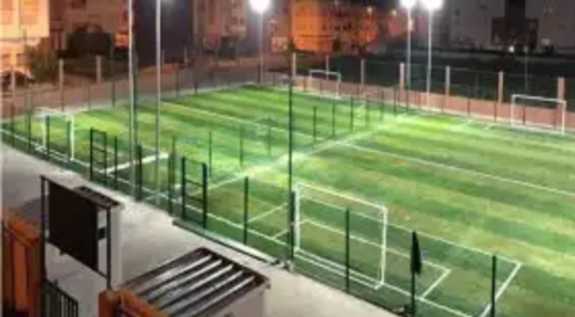 الناظور.. مشروع لإنشاء 11 "ملعب قرب" في مختلف جماعات الإقليم الناظور.. مشروع لإنشاء 11 "ملعب قرب" في مختلف جماعات الإقليم