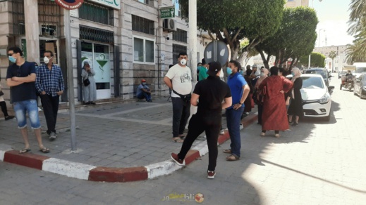 سخط عارم بسبب تخلي اسبانيا عن سكان مليلية العالقين بالناظور