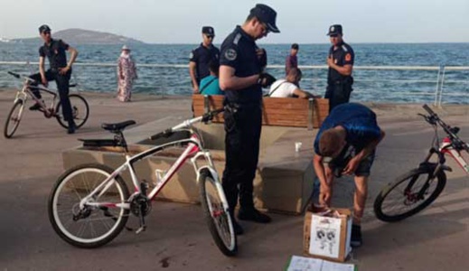 عناصر الشرطة السياحية بالناظور تنهي مهمتها الصيفية بتسجيل حصيلة مشرفة