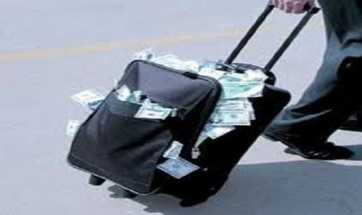 تقرير أمريكي: تهريب الأموال والتملص الضريبي يكبّدان اقتصاد المغرب خسائر فادحة تقرير أمريكي: تهريب الأموال والتملص الضريبي يكبّدان اقتصاد المغرب خسائر فادحة