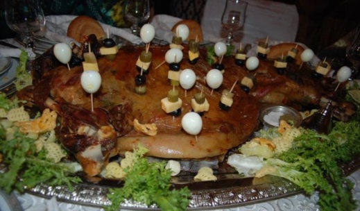 ولائم "سرية" بالناظور استعدادا للانتخابات الجماعية القادمة ولائم "سرية" بالناظور استعدادا للانتخابات الجماعية القادمة