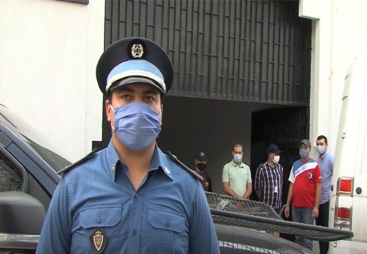 جمارك طنجة تفكك "معملا سريا" لصناعة الأكياس البلاستيكية جمارك طنجة تفكك "معملا سريا" لصناعة الأكياس البلاستيكية