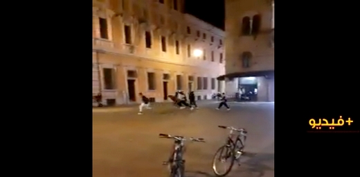 شاهدوا.. إيطالي يطلق النار بوسط المدينة على خمسة شبان مغاربة وأحدهم حالته حرجة شاهدوا.. إيطالي يطلق النار بوسط المدينة على خمسة شبان مغاربة وأحدهم حالته حرجة