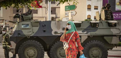 الجيش ينزل مجددا إلى شوارع العاصمة الاقتصادية وتدابير جديدة "صارمة" الجيش ينزل مجددا إلى شوارع العاصمة الاقتصادية وتدابير جديدة "صارمة"