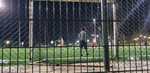 هل ملاعب القرب في الناظور معنية بقرار الإغلاق؟ هل ملاعب القرب في الناظور معنية بقرار الإغلاق؟