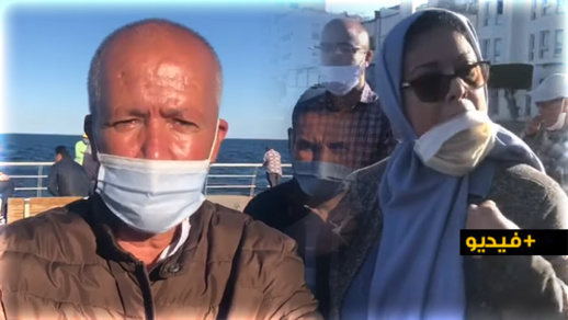 سائقو الطاكسيات الكبيرة بالناظور: نطالب عامل الإقليم بالجلوس إلى طاولة الحوار لإيجاد حلّ لمشكل ورقة التنقل سائقو الطاكسيات الكبيرة بالناظور: نطالب عامل الإقليم بالجلوس إلى طاولة الحوار لإيجاد حلّ لمشكل ورقة التنقل