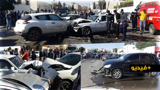 حادثة سير مثيرة.. السرعة وعدم احترام الضوء الأحمر يؤدي إلى اصطدام خمسة سيارات  حادثة سير مثيرة.. السرعة وعدم احترام الضوء الأحمر يؤدي إلى اصطدام خمسة سيارات