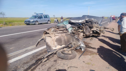 خمسة قتلى وثماني إصابات في حادثة سير "خطيرة" بين سيارة وشاحنة على الطريق السيار