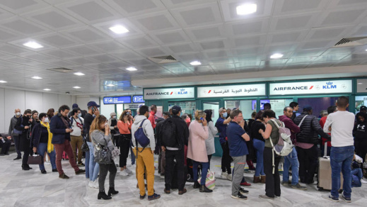 مغاربة يستعينون بمواعيد طبية "وهمية" لمغادرة البلاد والسلطات تشدد في إجراءاتها ضدهم مغاربة يستعينون بمواعيد طبية "وهمية" لمغادرة البلاد والسلطات تشدد في إجراءاتها ضدهم