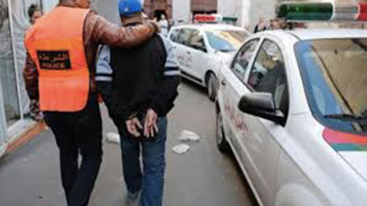 الأمن يعتقل الأستاذ قاتل زوجته ويكشف ملابسات الحادثة الأمن يعتقل الأستاذ قاتل زوجته ويكشف ملابسات الحادثة