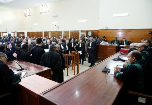 كشف السبب الرئيسي لارتكابه الجريمة.. الأستاذ "قاتل" زوجته يعترف أمام قاضي التحقيق بالتهم المنسوبة إليه كشف السبب الرئيسي لارتكابه الجريمة.. الأستاذ "قاتل" زوجته يعترف أمام قاضي التحقيق بالتهم المنسوبة إليه