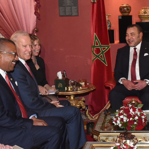 أستاذ باحث يكشف.. لماذا لم يهنئ المغرب الرئيس الأمريكي الجديد؟ أستاذ باحث يكشف.. لماذا لم يهنئ المغرب الرئيس الأمريكي الجديد؟