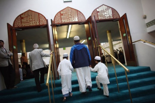 يهمّ المهاجرين إلى أوروبا.. الاتحاد الأوروبي يفرض "شروطا جديدة" لولوج أراضي بلدانه يهمّ المهاجرين إلى أوروبا.. الاتحاد الأوروبي يفرض "شروطا جديدة" لولوج أراضي بلدانه