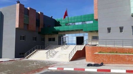 مستشفى القرب بزايو يشرع في استقبال المرضى وسط احتجاج نقابي على مسؤولي الصحة مستشفى القرب بزايو يشرع في استقبال المرضى وسط احتجاج نقابي على مسؤولي الصحة