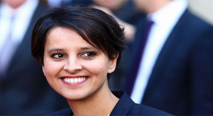 نجاة بلقاسم تثير جدلا واسعا بفرنسا بعد فيديو تهنئتها لرأس السنة الأمازيغية نجاة بلقاسم تثير جدلا واسعا بفرنسا بعد فيديو تهنئتها لرأس السنة الأمازيغية