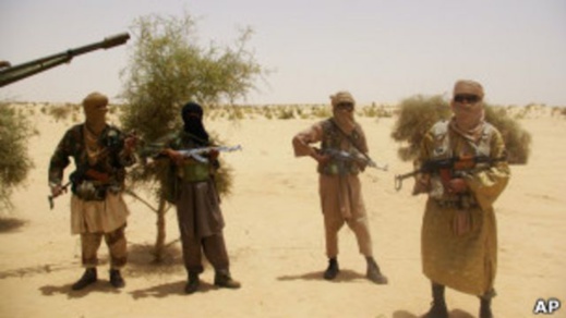 تنظيمات إرهابية متطرفة تدعم الانفصاليين وتسعى إلى "الشهادة" في الصحراء تنظيمات إرهابية متطرفة تدعم الانفصاليين وتسعى إلى "الشهادة" في الصحراء