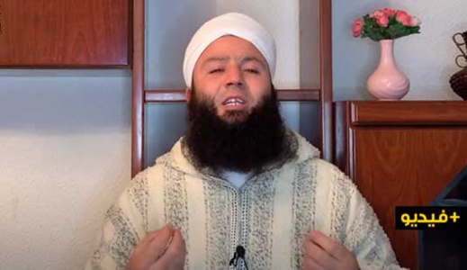 بالدموع.. الداعية طارق بنعلي يتحسر على تقصير المسلمين في اتباع سنة الرسول محمد بالدموع.. الداعية طارق بنعلي يتحسر على تقصير المسلمين في اتباع سنة الرسول محمد