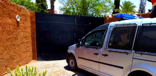 وفاة قاض في ظروف غامضة داخل ضيعة فلاحية يستنفر عناصر الفرقة الوطنية وفاة قاض في ظروف غامضة داخل ضيعة فلاحية يستنفر عناصر الفرقة الوطنية