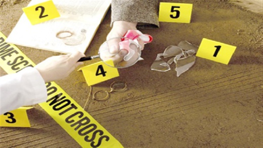 جريمة مروعة.. العثور على جثة فتاة مشوهة الوجه قرب مدرسة جريمة مروعة.. العثور على جثة فتاة مشوهة الوجه قرب مدرسة