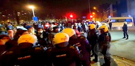 إصابات واعتقالات خلال مظاهرة ضد قيود فيروس كورونا في بلجيكا