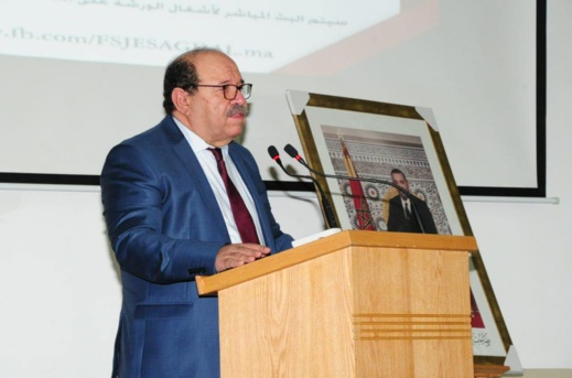 رئيس مجلس الجالية يُشيد بانخراط مغاربة العالم في الدفاع عن القضية الوطنية وينشد دعم المراجع باللغات الأجنبية رئيس مجلس الجالية يُشيد بانخراط مغاربة العالم في الدفاع عن القضية الوطنية وينشد دعم المراجع باللغات الأجنبية