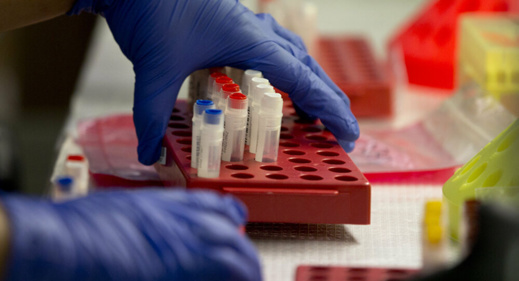 هذا موعد انطلاق عملية تطعيم المغاربة باللقاح المضاد لكورونا والعودة إلى الحياة الطبيعية هذا موعد انطلاق عملية تطعيم المغاربة باللقاح المضاد لكورونا والعودة إلى الحياة الطبيعية