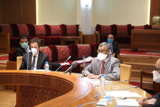 لجنة المالية والتخطيط والتنمية الاقتصادية بمجلس المستشارين تصادق على الجزء الأول من مشروع قانون مالية 2021 لجنة المالية والتخطيط والتنمية الاقتصادية بمجلس المستشارين تصادق على الجزء الأول من مشروع قانون مالية 2021